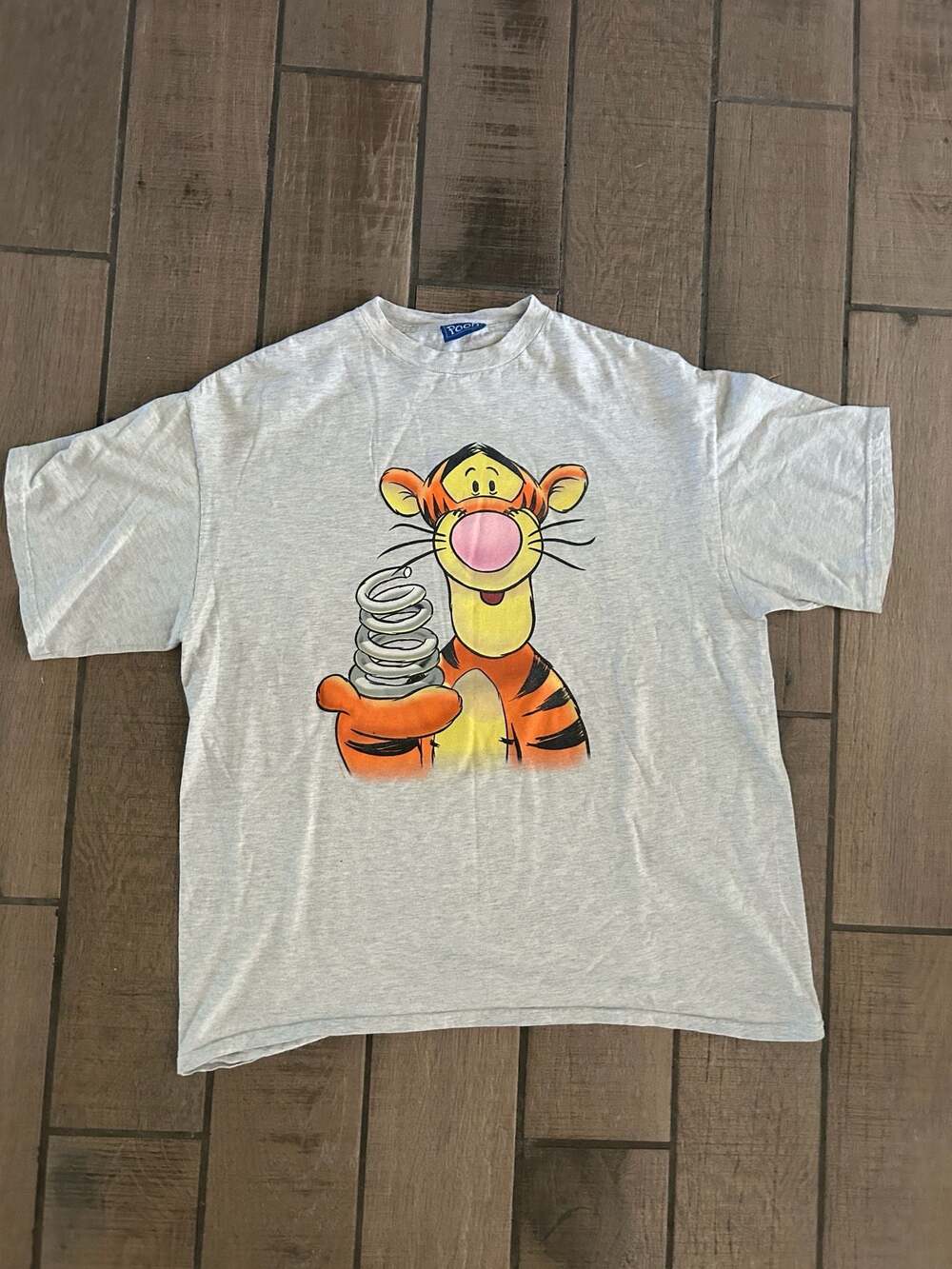 Vintage Disney Pooh Tigger Graphic T-Shirt Gray